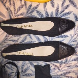 Chanel Black Leather Cap Toe Flats